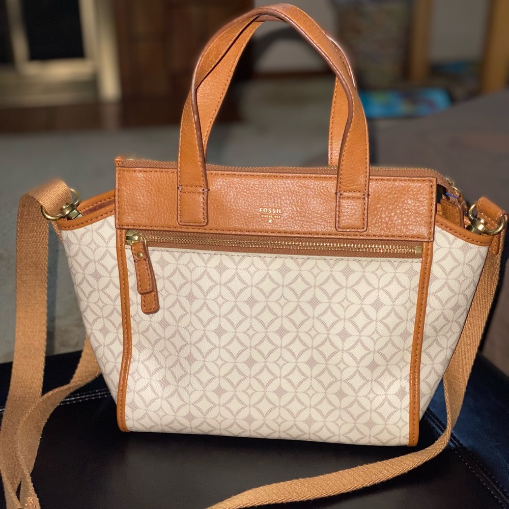 Fossil crossbody bag